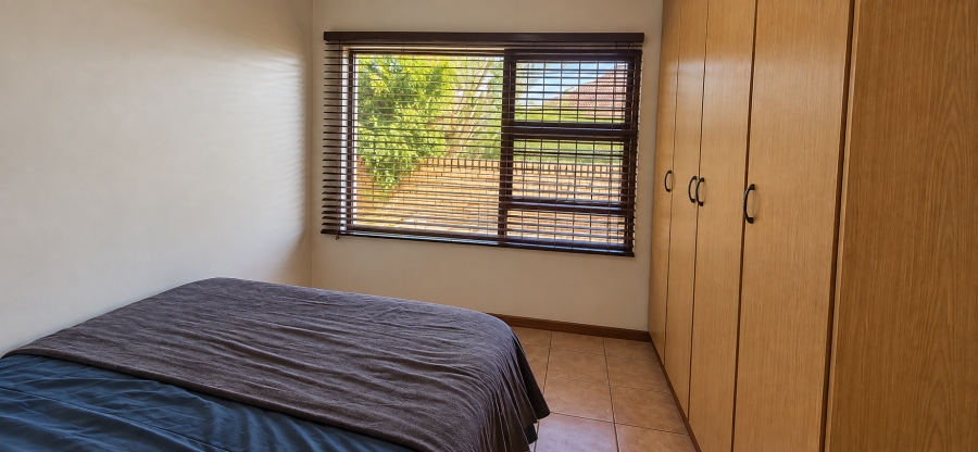 4 Bedroom Property for Sale in Langenhovenpark Free State
